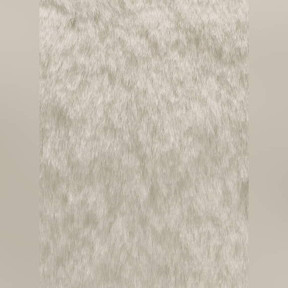 Lululemon Everywhere Belt Bag Plush Fleece Bone ( White)/ Silver 7.5” x 5” - Picture 7 of 16